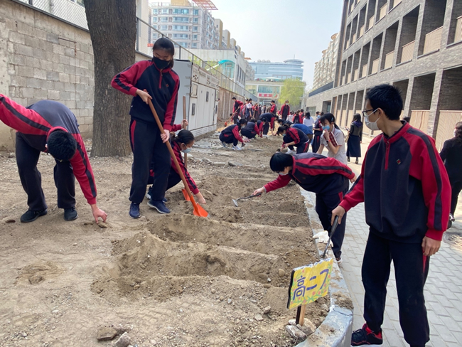 20210514884646.jpg 春耕劳作02.jpg