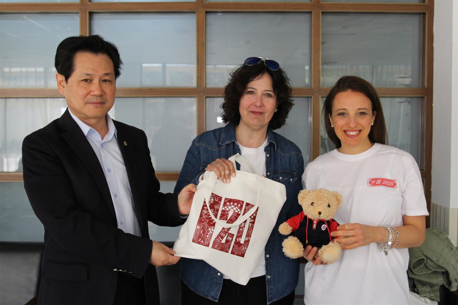 20250428242843.jpg IMG_1044.jpg